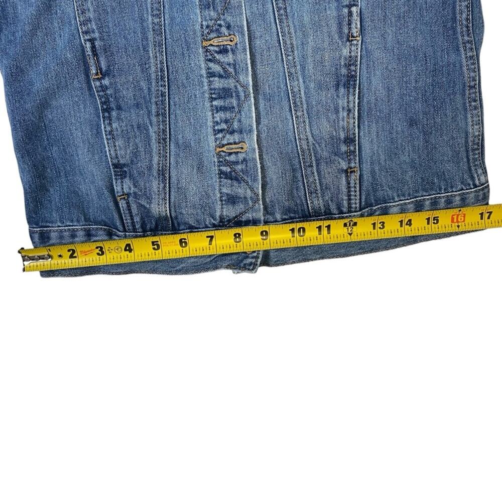 Denim Trucker Jacket in a Medium Wash Size XS by Old Navy - Picture 7 of 7